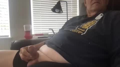 Snapshot of bigdog62_1 chatting on October 30, 9:37 pm Bigdog62 online show from October 30, 9:37 pm