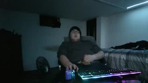 bigdog_187 online show from December 27, 8:24 am