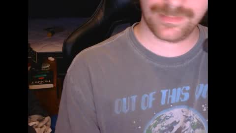 Snapshot of bigfatl chatting on November 3, 6:25 am Carter online show from November 3, 6:25 am