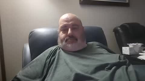 bigfuzzyteddybear online show from March 11, 3:23 am