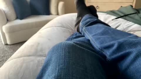 Snapshot of bigger22332233 chatting on February 3, 4:56 pm bigger22332233 online show from February 3, 4:56 pm