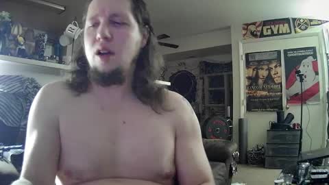 biggerisbetter21 online show from December 18, 10:08 am