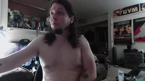 biggerisbetter21 online show from September 19, 9:32 am