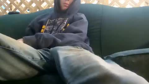 biggestboiiii online show from April 9, 3:17 pm