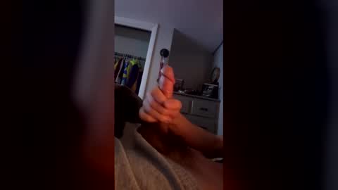 biggthing111 online show from April 16, 2:23 am