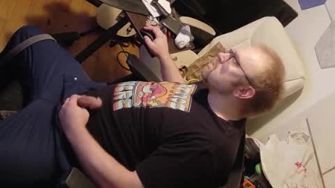 Snapshot of biggydee8989 chatting on February 22, 8:51 pm biggydee8989 online show from February 22, 8:51 pm