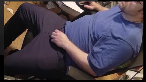 Snapshot of biggydee8989 chatting on March 20, 10:42 am biggydee8989 online show from March 20, 10:42 am