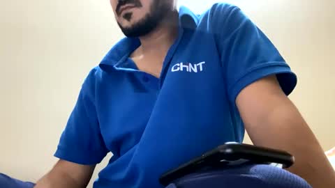 bighandsomesatisfy online show from January 17, 3:11 pm