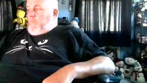 Snapshot of bighorneytony chatting on October 21, 3:46 pm bighorneytony online show from October 21, 3:46 pm