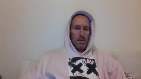 Snapshot of bighugemouthful chatting on December 9, 11:58 am Chaz online show from December 9, 11:58 am