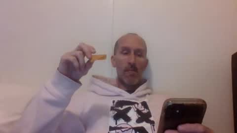 Snapshot of bighugemouthful chatting on October 13, 4:12 am Chaz online show from October 13, 4:12 am