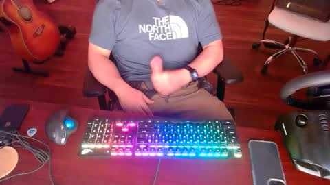 Snapshot of bigjohnsonrighthere chatting on January 29, 12:22 am bigjohnsonrighthere online show from January 29, 12:22 am