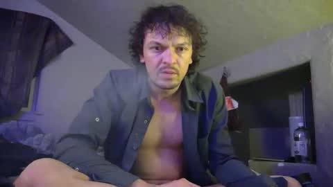 Snapshot of bigkitties69 chatting on November 7, 8:47 am Bigkitties online show from November 7, 8:47 am