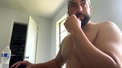 Snapshot of biglazzer1230 chatting on February 3, 4:20 pm biglazzer1230 online show from February 3, 4:20 pm