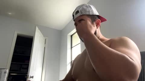 Snapshot of biglazzer1230 chatting on February 6, 2:48 pm biglazzer1230 online show from February 6, 2:48 pm