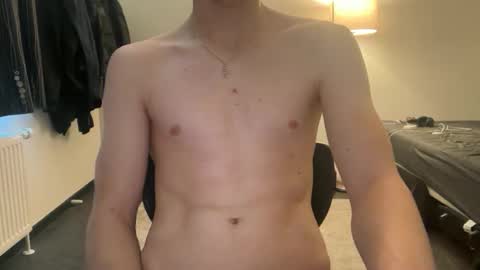 bigleor online show from February 25, 11:31 am