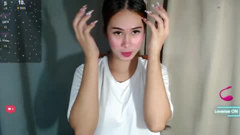 sasha swan online show from April 12, 6:40 am