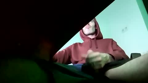 Snapshot of biglummel15 chatting on February 15, 8:54 pm biglummel15 online show from February 15, 8:54 pm