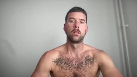 Snapshot of bigmachinejack chatting on October 8, 1:31 pm bigmachinejack online show from October 8, 1:31 pm