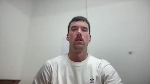 Snapshot of bigmachinejack chatting on October 29, 9:22 am bigmachinejack online show from October 29, 9:22 am