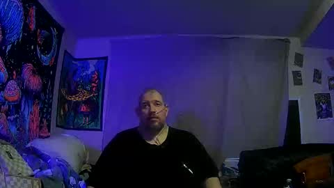 bigman42of0rlife online show from December 14, 12:10 pm