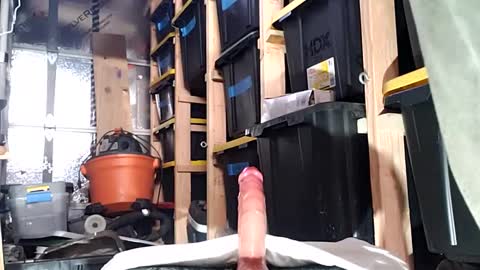 bigmanaround9 online show from December 3, 8:27 am