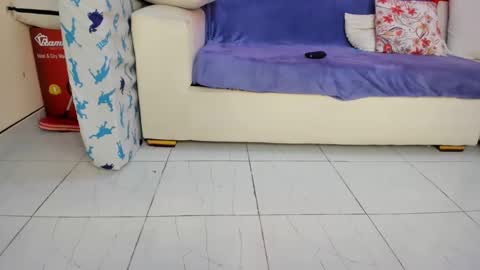 Snapshot of bigmaxass chatting on March 9, 5:00 am bigmaxass online show from March 9, 5:00 am