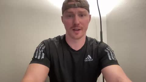 Snapshot of bigmcr1 chatting on December 6, 12:12 am Nick Barker online show from December 6, 12:12 am