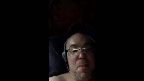 Snapshot of bigmike197167 chatting on December 4, 5:50 am bigmike197167 online show from December 4, 5:50 am