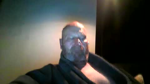 bigmike3339 online show from December 3, 6:04 am