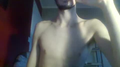 Snapshot of bignlouis chatting on December 3, 8:05 am Nicolas online show from December 3, 8:05 am