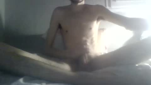 Snapshot of bignlouis chatting on January 1, 8:47 pm Nicolas online show from January 1, 8:47 pm