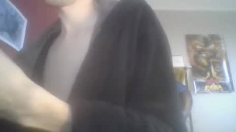 Snapshot of bignlouis chatting on April 12, 4:56 pm Nicolas online show from April 12, 4:56 pm