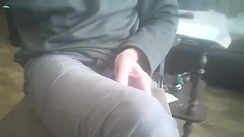 bigpenix online show from April 4, 9:01 pm