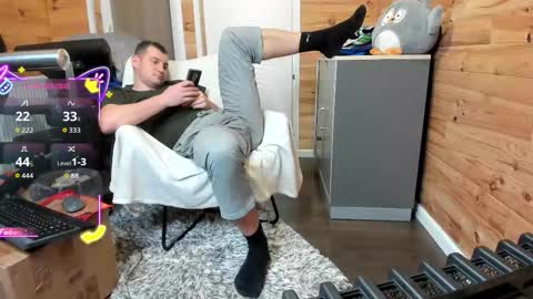 Snapshot of bigsshark chatting on December 17, 10:16 pm bigsshark online show from December 17, 10:16 pm