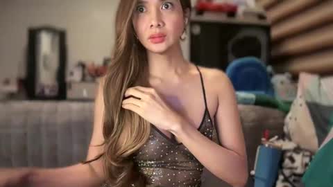 Snapshot of bigsurprise4u chatting on January 13, 7:43 am Yna     online show from January 13, 7:43 am