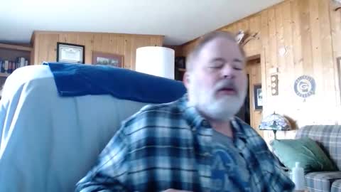 Snapshot of bigthicksatisfying2 chatting on April 18, 9:59 pm bigthicksatisfying2 online show from April 18, 9:59 pm