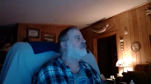 Snapshot of bigthicksatisfying2 chatting on April 25, 6:49 am bigthicksatisfying2 online show from April 25, 6:49 am