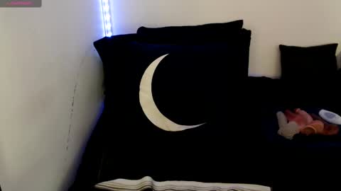 Nichole lights online show from September 23, 8:34 pm