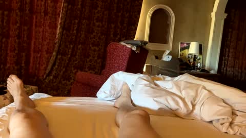 Snapshot of bigukphallus chatting on December 3, 2:49 pm bigukphallus online show from December 3, 2:49 pm