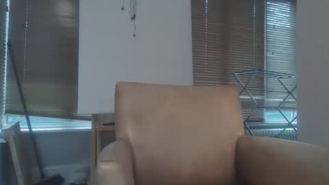 Snapshot of bigukphallus chatting on February 7, 9:24 am bigukphallus online show from February 7, 9:24 am