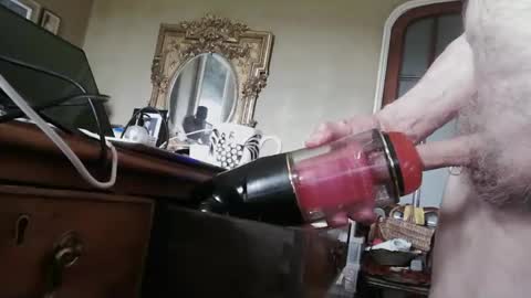 Snapshot of bigukphallus chatting on June 10, 2:49 pm bigukphallus online show from June 10, 2:49 pm