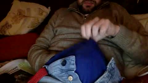 Snapshot of bigvic25cm chatting on January 9, 4:32 pm bigvic25cm online show from January 9, 4:32 pm