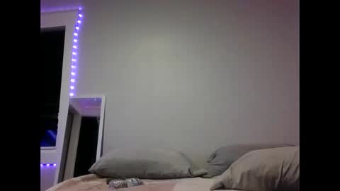 bigwaynebabyxxx online show from April 8, 5:18 am