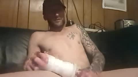 bigwytecock1979 online show from March 23, 10:30 am