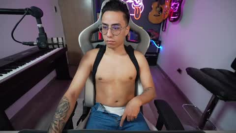 bigxboy96 online show from February 1, 3:30 am