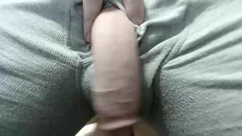 Snapshot of biigstickk4 chatting on November 15, 12:30 am biigstickk4 online show from November 15, 12:30 am