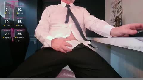 Snapshot of bijiminy chatting on January 6, 8:35 am bijiminy online show from January 6, 8:35 am