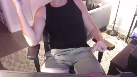 Snapshot of bijockdadohio chatting on December 26, 11:57 pm Jeff online show from December 26, 11:57 pm