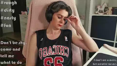 Snapshot of billie__rose chatting on July 6, 6:21 pm Billie Rose online show from July 6, 6:21 pm